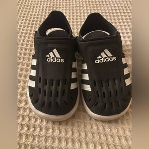 Adidas toddler Velcro slip on sandal